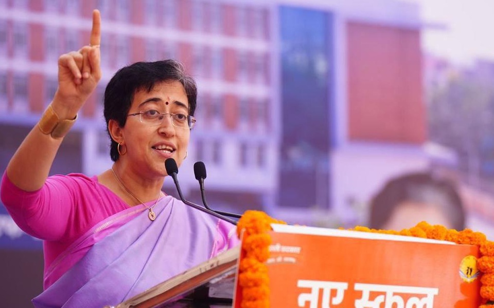 Online learning in schools up to Class 5 in view of rising pollution, says Delhi CM Atishi