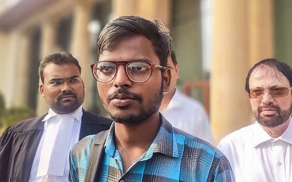 SC asks IIT Dhanbad to grant admission to Dalit youth who lost seat for not depositing fees