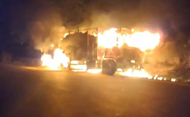 Fire breaks out in truck carrying maize in Charmadi Ghat, guts vehicle, no casualty reported