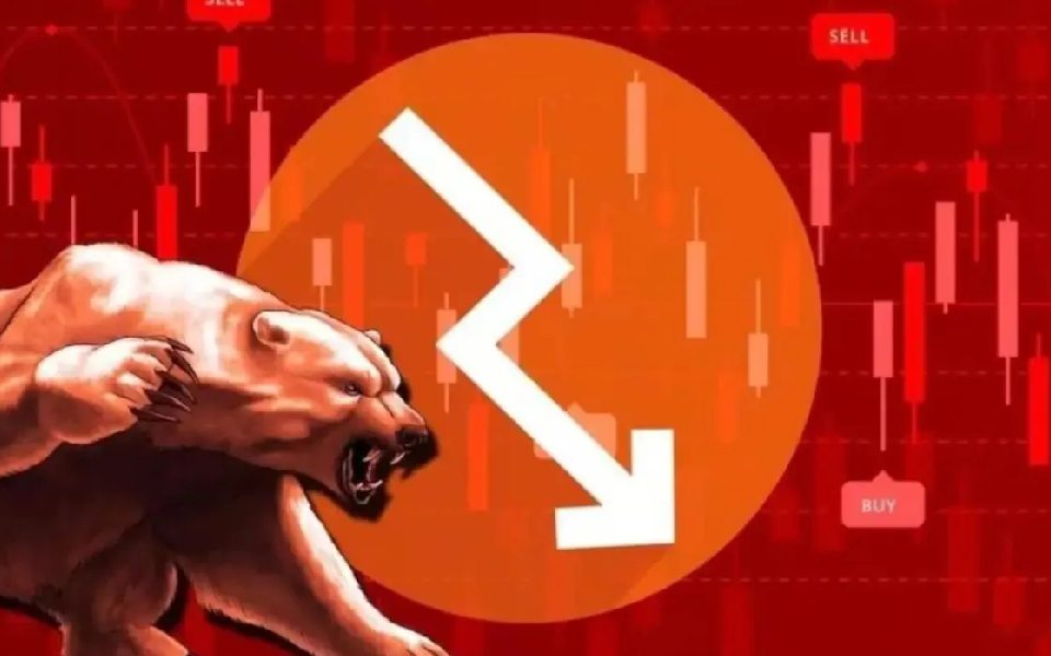 Market crash makes investors poorer by Rs 10.98 lakh cr