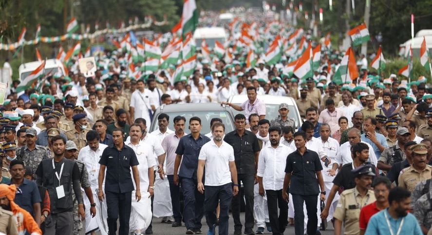 Rahul Gandhi Blew Kisses To Group Shouting Modi Slogans As His Yatra