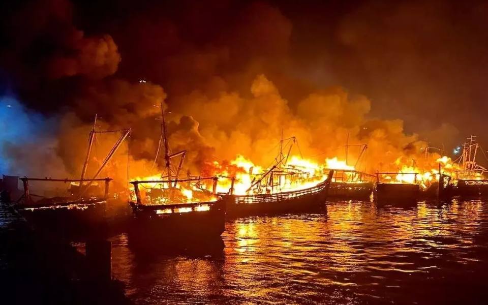 Cigarette butt sparked Vizag fishing harbour fire, says AP police; one held