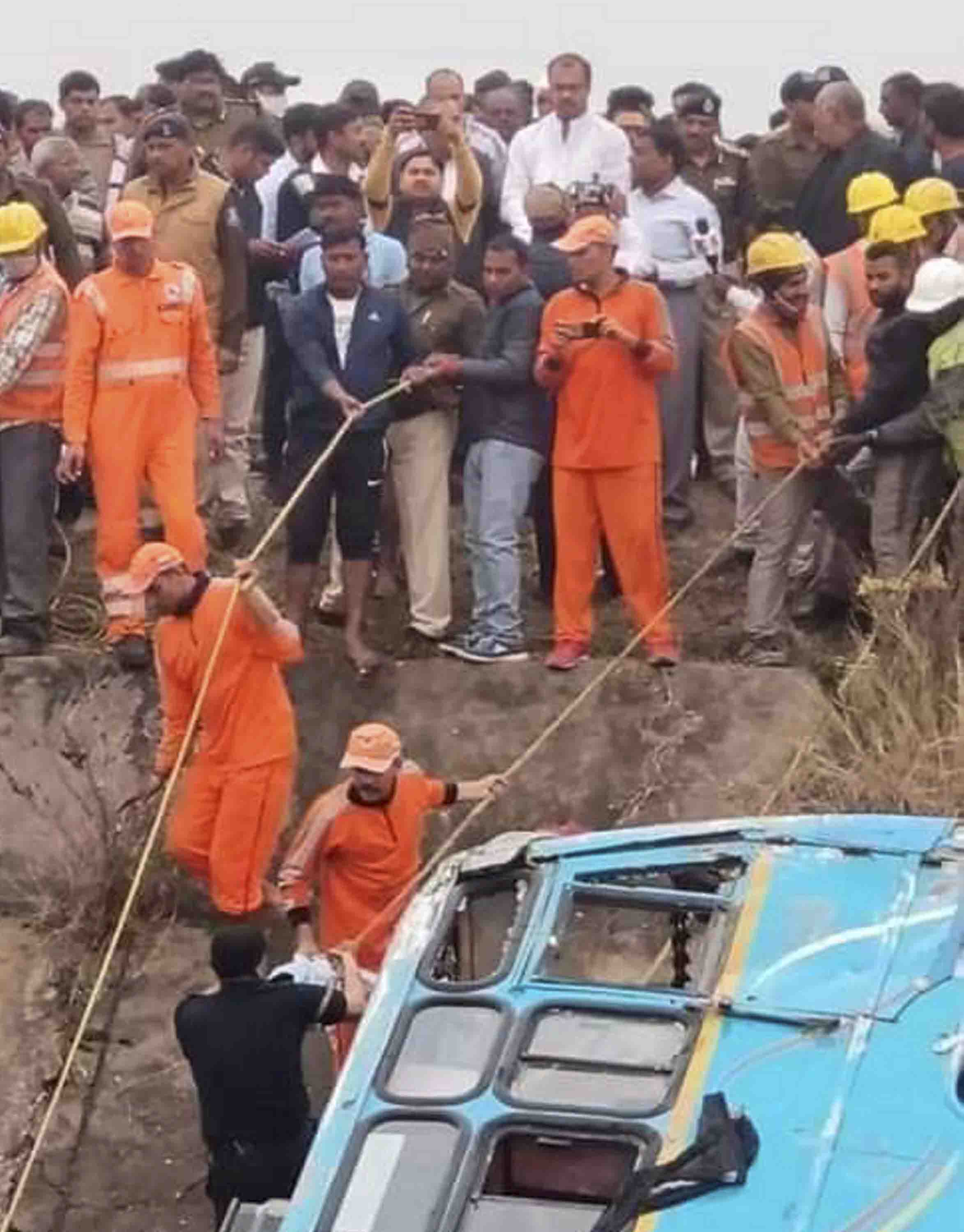 MP bus accident: 2 more bodies recovered; toll rises to 49