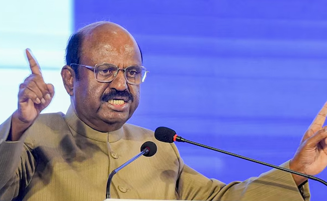 Death threat won’t deter me from serving people of Bengal: Guv Bose