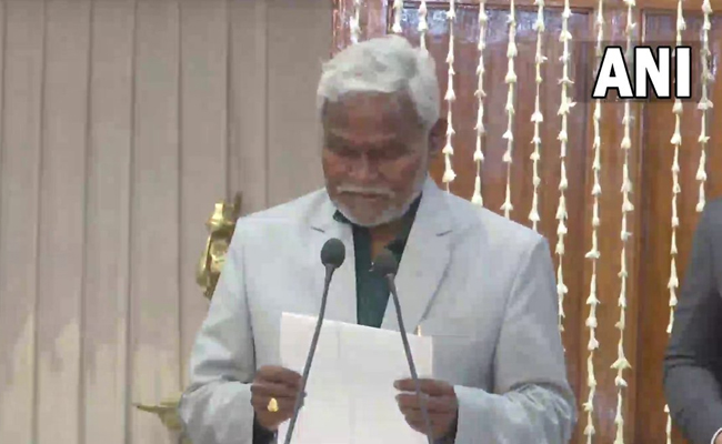 JMM's Champai Soren takes oath as chief minister of Jharkhand