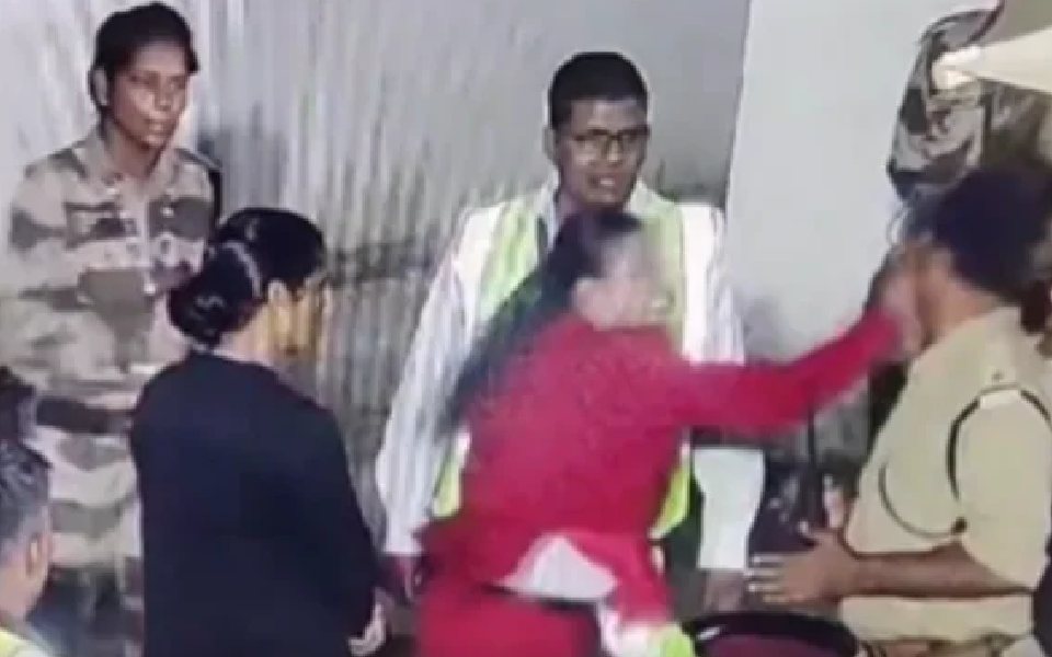 SpiceJet staffer arrested for slapping CISF man at airport, airline accuses him of sexual harassment