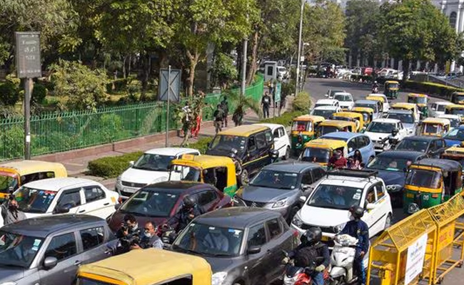 Pollution: Delhi Transport Department mandates colour-coded fuel for vehicles