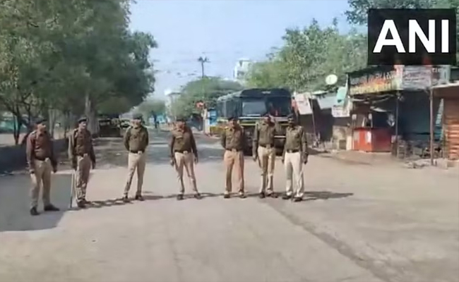 Curfew at village in Maharashtra's Jalgaon after clashes break out over road incident