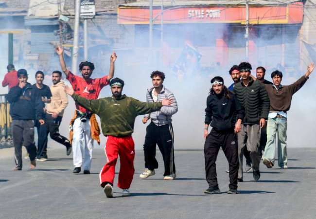 Protests in Kashmir against Khamenei's killing, protesters raise anti-US, anti-Israel slogans