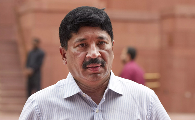 Girls in North told to stay in kitchen, bear children: DMK MP Dayanidhi Maran
