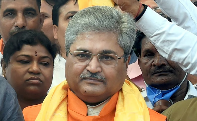 HC directs Cong, AAP to remove posts linking Dushyant Kumar Gautam to Ankita Bhandari case