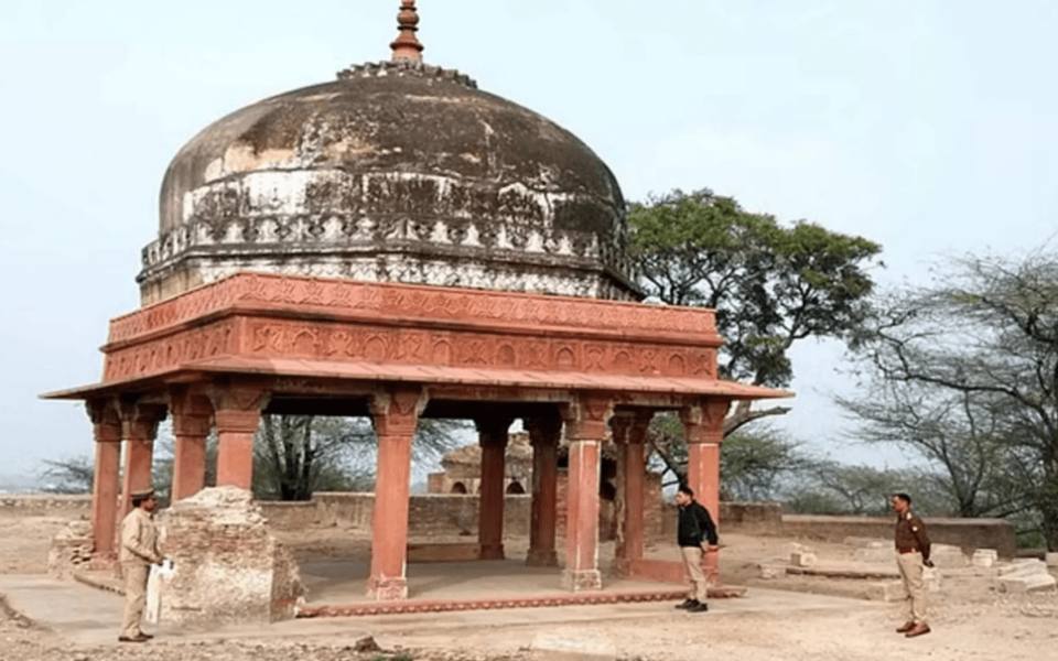 UP Court orders Muslims to handover 600-year-old Dargah to Hindus