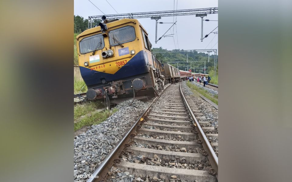 8 coaches of Agartala-Lokmanya Terminus Express derail in Assam's Dima Hasao