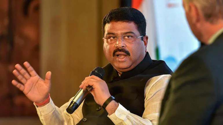 All languages are national languages : Union minister Pradhan at education ministers' conference