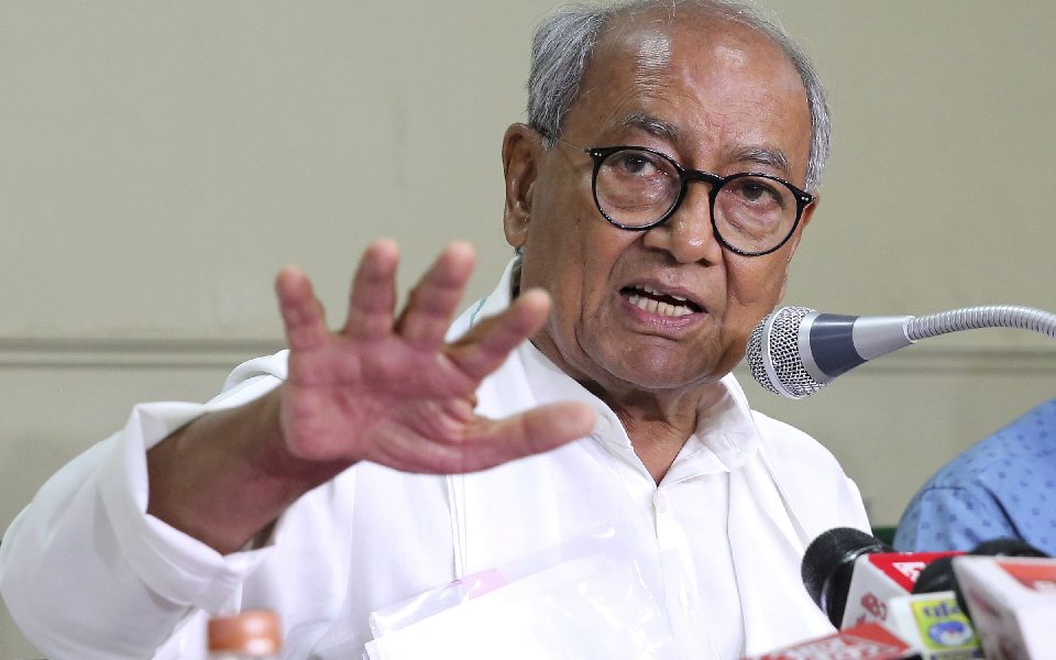 Why doesn't BJP appoint a Muslim as its president: Digvijaya on PM's jibe at Congress