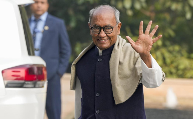 Pawan Khera distances Congress from Digvijaya Singh’s remarks praising RSS