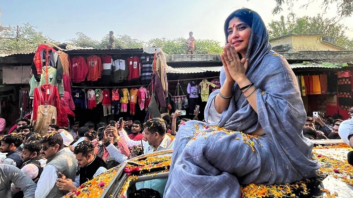 Up Sp Candidate Dimple Yadav Wins Mainpuri Parliamentary Bypoll By Over 2 8 Lakh Votes