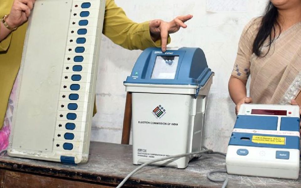 EC sources reject suggestions that Indian EVMs prone to hacking