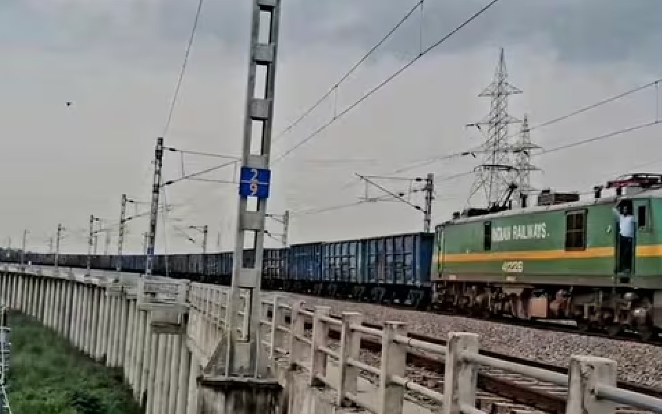 Indian Railways operates longest freight train ‘Rudrastra’, setting new national record