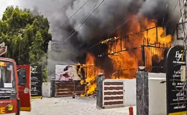 Massive fire breaks out at eye hospital in Delhi's Lajpat Nagar, no one injured