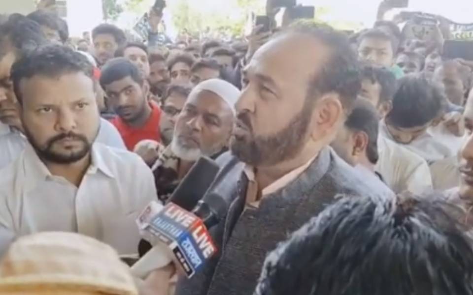 Fact-Check: False claims link Muslim man's video to Hamas, Indian Constitution