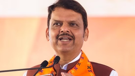 Maharashtra govt to draft bill for revival of Mumbai's dance bars
