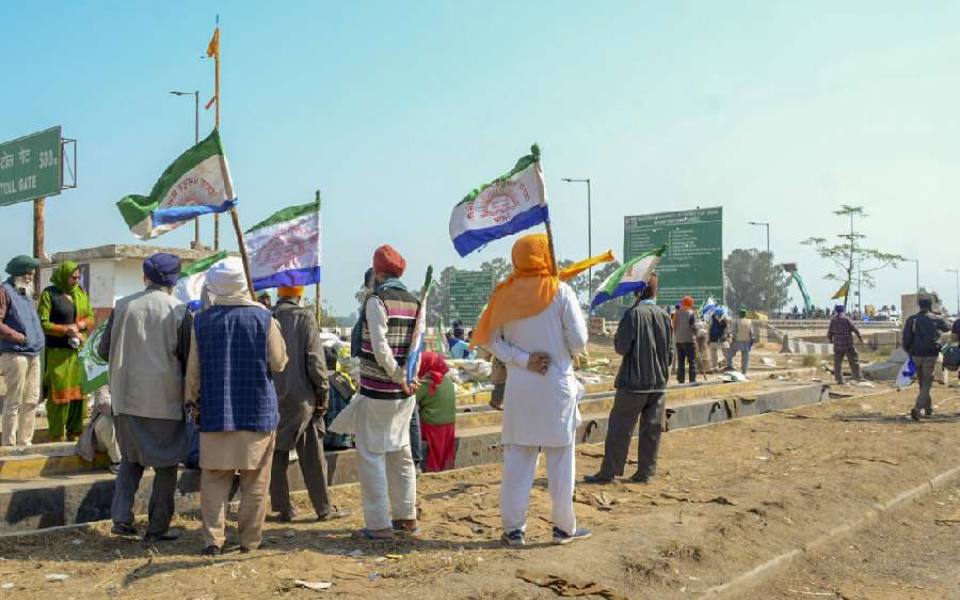 Farmers' protest: Mobile internet services restored in seven Haryana districts