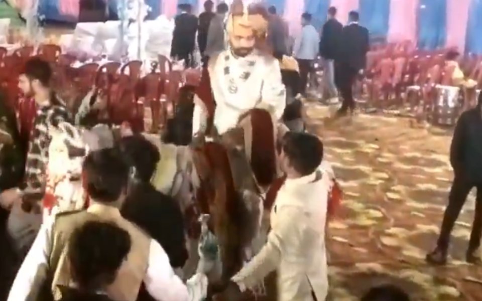 MP: 26-year-old groom collapses on horse, dies during wedding procession