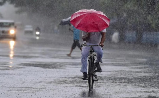 IMD warns of extremely heavy rain in parts of Delhi, Uttarakhand, UP over next 3 days