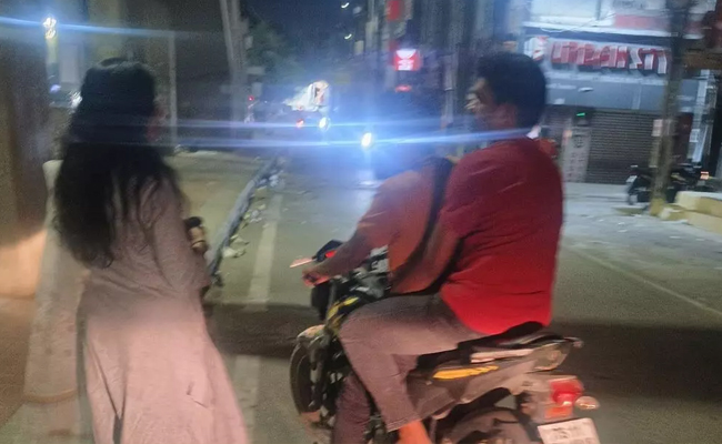 Woman Police Commissioner goes undercover to assess women's safety in Hyderabad