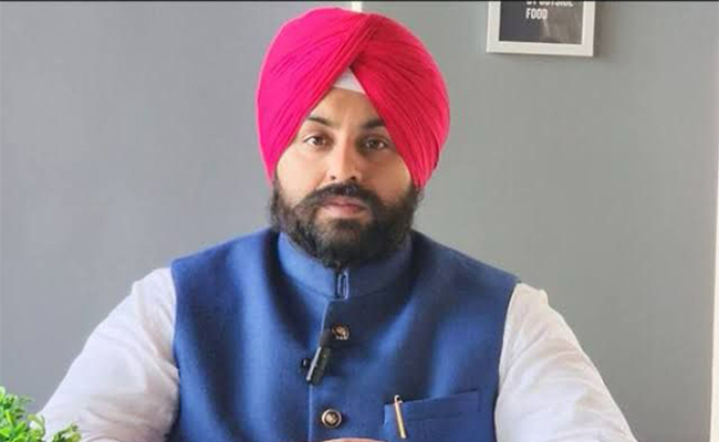 Over 300 students from govt schools in Punjab qualify JEE Mains 2026: Education minister