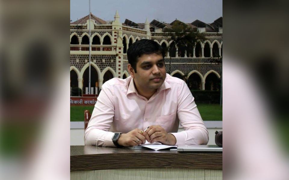 IAS officer, brother thrash 2 employees of telecom service provider over router; booked