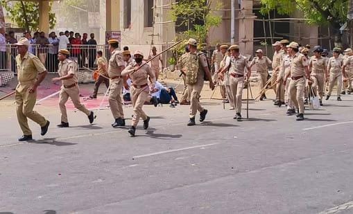 Villagers pelt stones, damage police vehicle over girl's rape in Udaipur