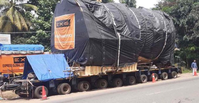 Kerala: ISRO truck blocked for 'nokku-kooli'