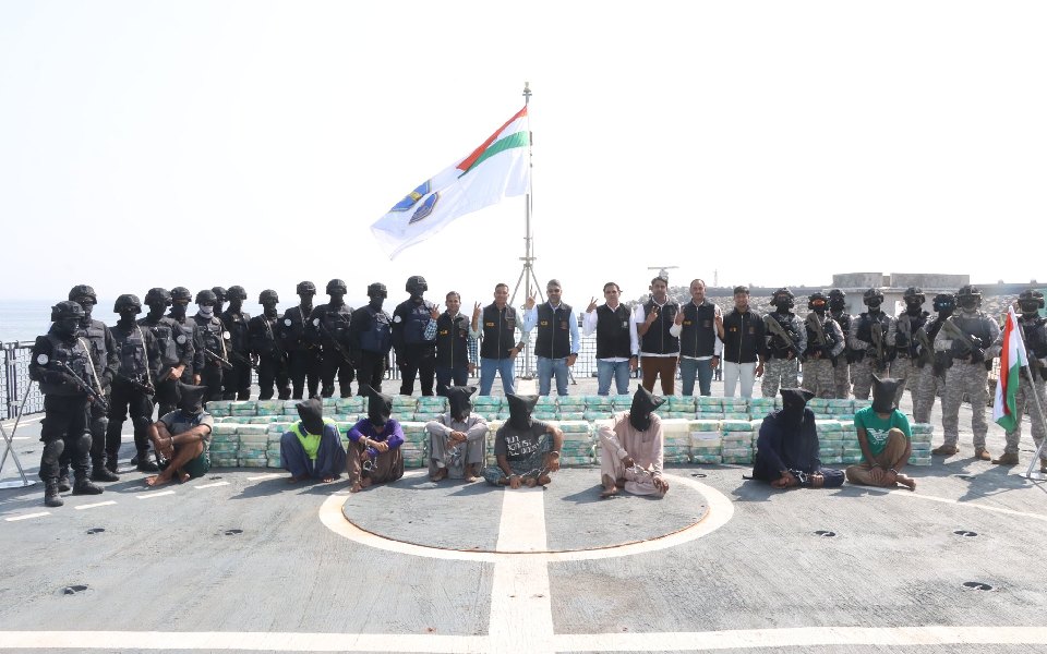 700 kg drugs seized, 8 Iranians caught in anti-narcotics operation along Gujarat coast