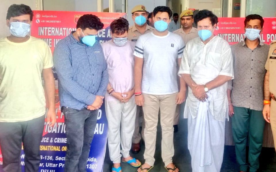 6 held for duping people by posing as members of international police organisations: Officials