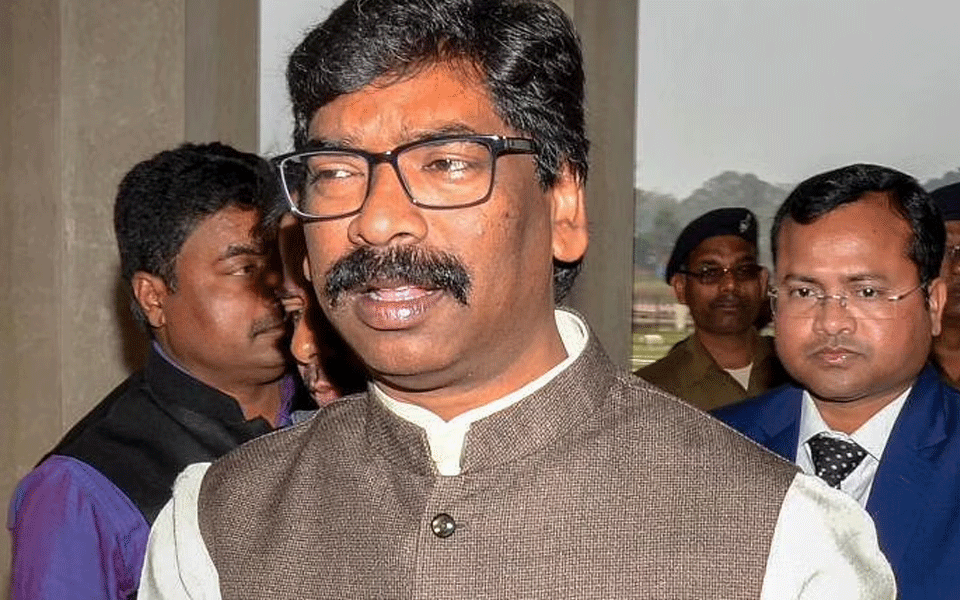 Jharkhand guv likely to send Soren's disqualification order to EC on Saturday