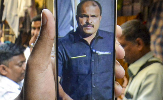 Neighbours remember affable nature of security officer Jadhav, victim of Baramati air crash