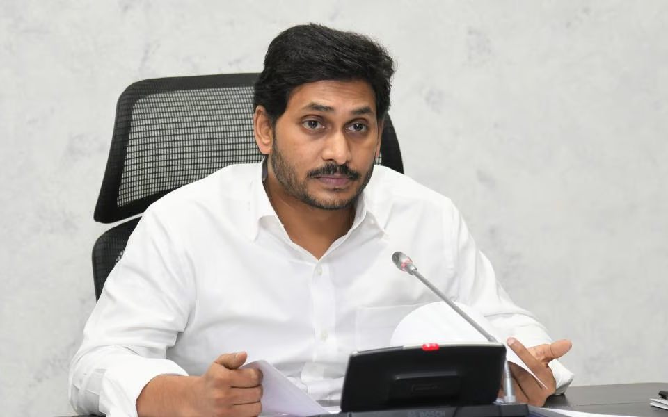 After YSRCP defeat in assembly polls, Jagan Reddy resigns as chief minister
