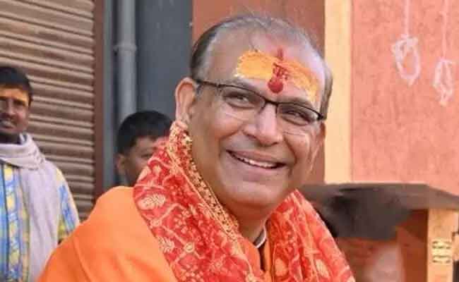 BJP issues show cause notice to MP Jayant Sinha for absence from voting and election campaign