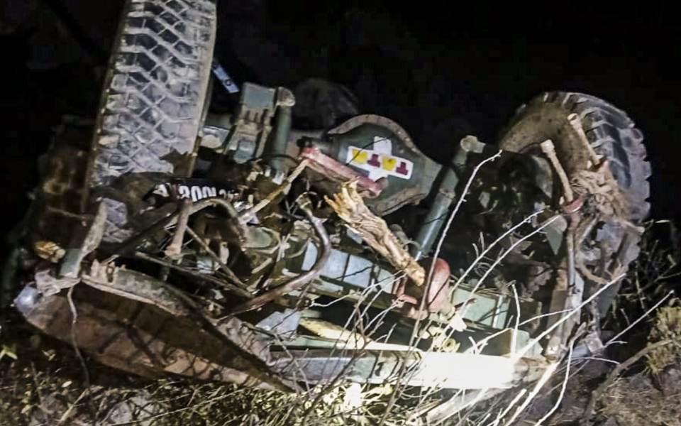 5 soldiers killed as army vehicle falls into 300-feet deep gorge in Poonch