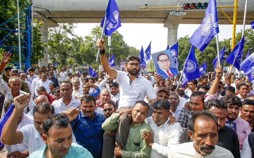 Gujarat: Mevani demands collector’s suspension over ‘anti-Dalit’ remark; IAS officer rejects charge