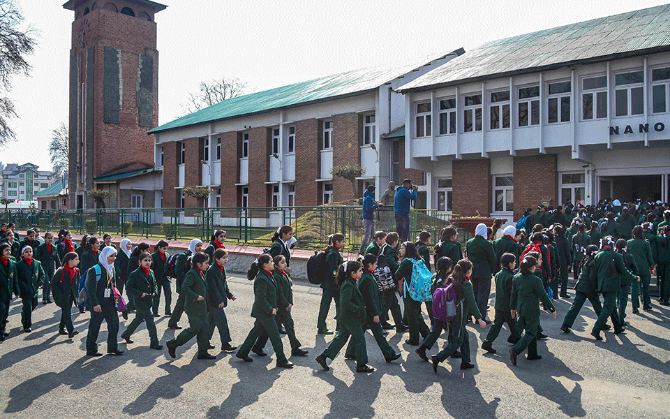 Schools reopen in Kashmir Valley