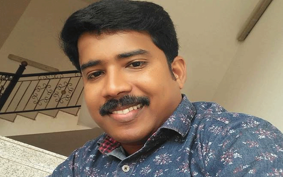 Radio jockey Rajesh hacked to death in Kerala
