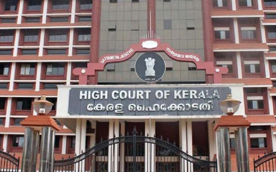 Roadside trees not to be cut because they obstruct commercial activities: Kerala HC to govt