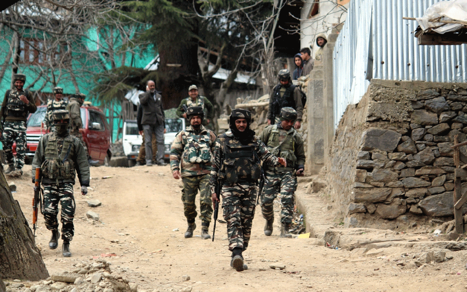 Militant, five security men killed as Kupwara gunfight continues