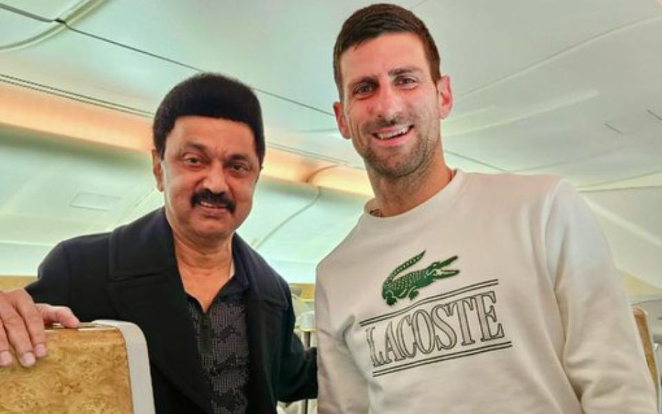 Enroute to Spain, Tamil Nadu CM Stalin bumps into Tennis star Novak Djokovic mid-air