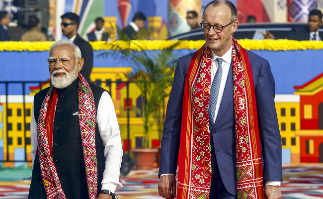PM Modi, German Chancellor Merz enjoy kite flying at Sabarmati Riverfront in Ahmedabad