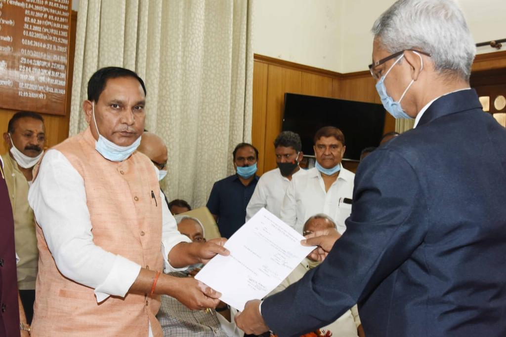 JD(U)'s Maheshwar Hazari elected deputy speaker of Bihar assembly amid opposition boycott
