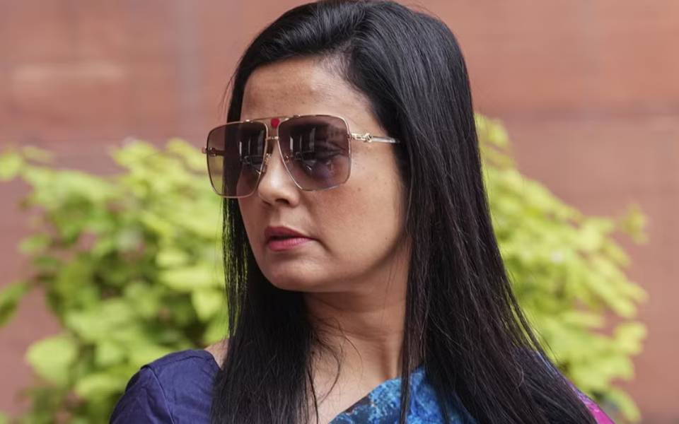 Trinamul Congress (TMC)  Mahua Moitra rebuffs complaint to Election  Commission over alleged tax evasion, false election affidavits - Telegraph  India